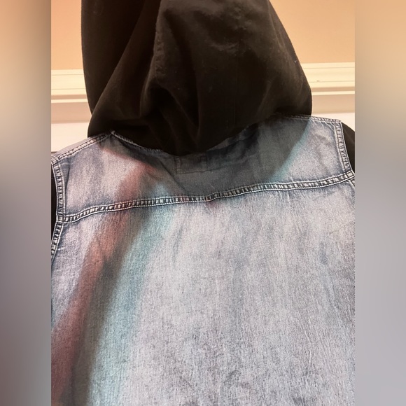 Volcom Zip Up Jacket - Picture 8 of 9